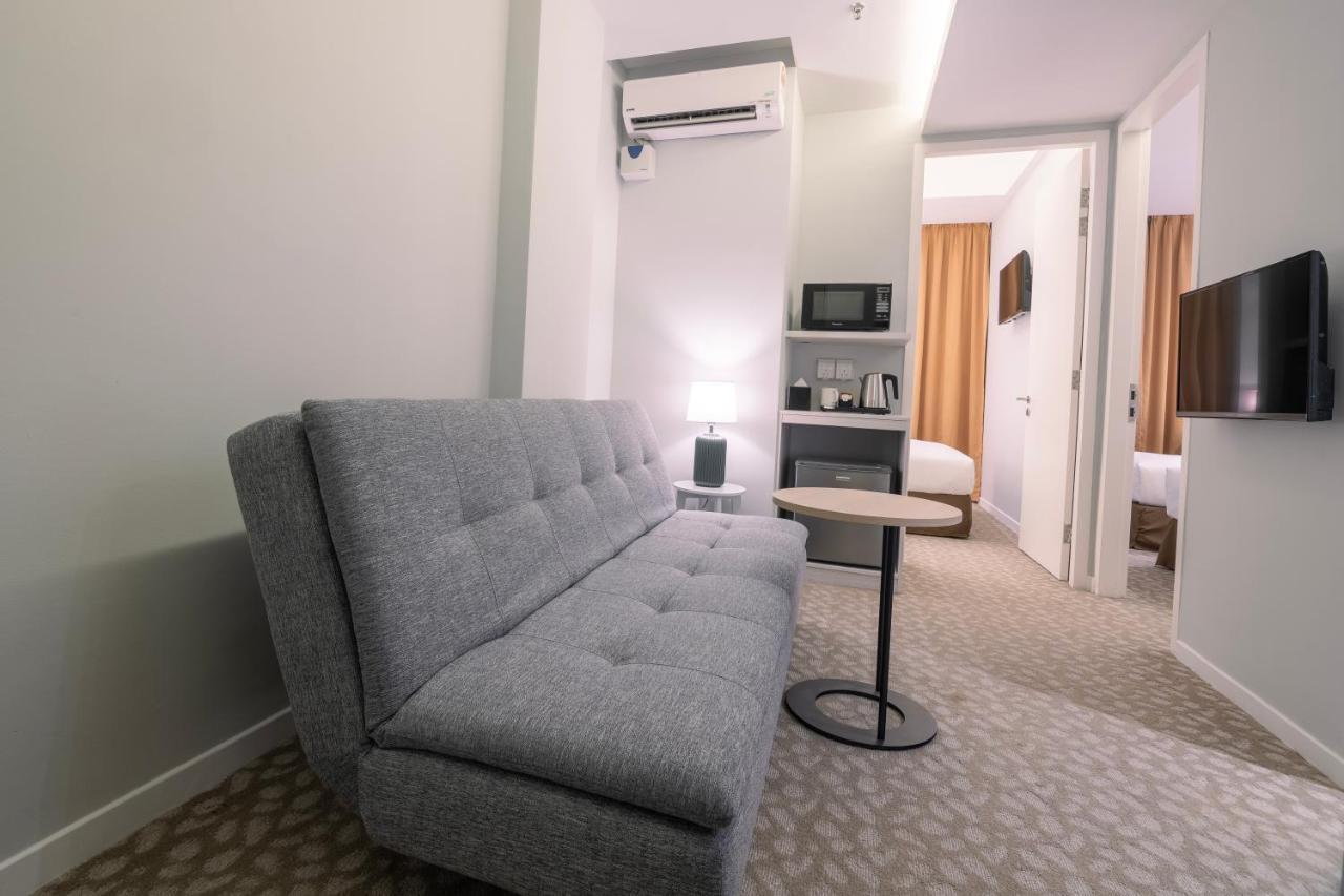 Holiday Inn Express & Suites Johor Bahru By Ihg Bagian luar foto