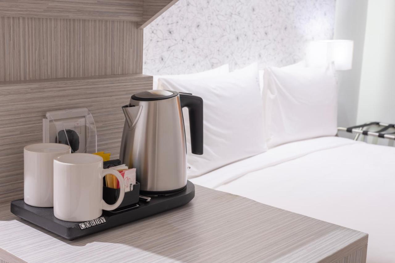 Holiday Inn Express & Suites Johor Bahru By Ihg Bagian luar foto