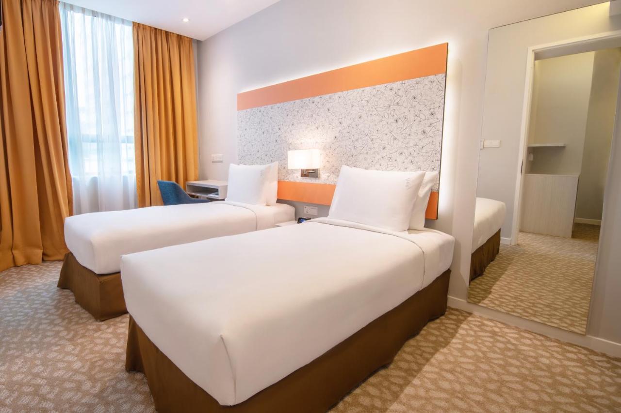 Holiday Inn Express & Suites Johor Bahru By Ihg Bagian luar foto