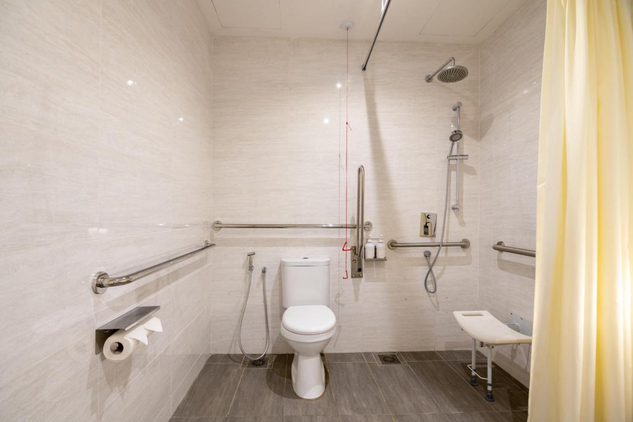 Holiday Inn Express & Suites Johor Bahru By Ihg Bagian luar foto